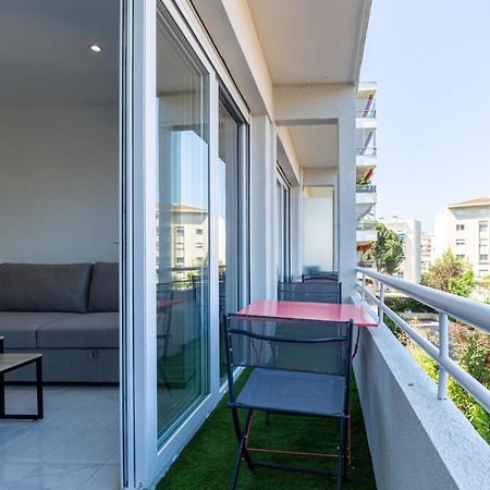 Le Cirodde One Bedroom Apt Completely Renovated Behind The Martinez Hotel Cannes Exterior photo